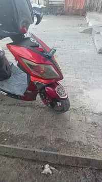 دراجه سيام مفوله هندر وسلف وكهربائيات كلها شغاله تزويد اشاير ومرايه ام...