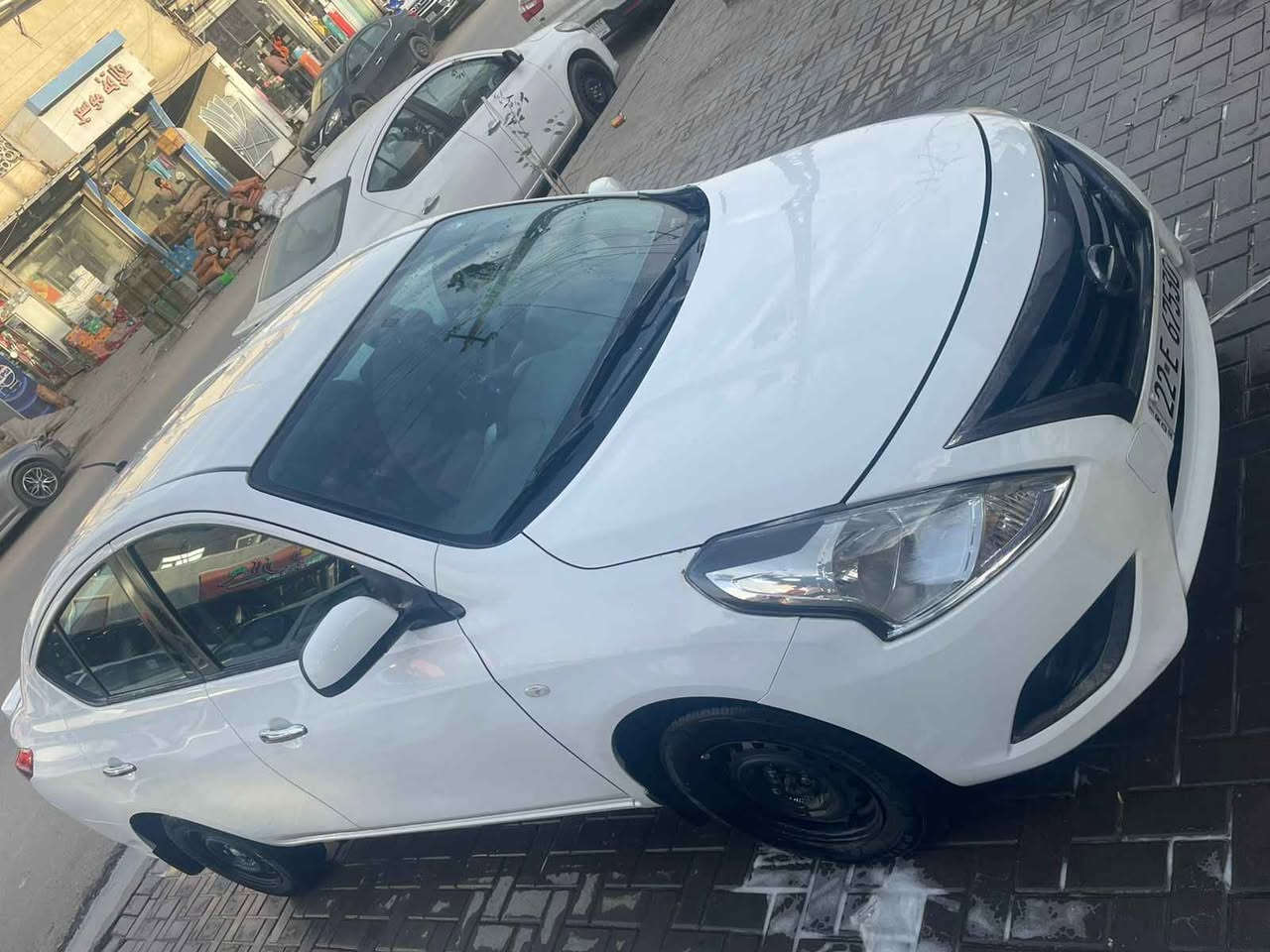 السلام عليكم شباب/ - Nissan sunny 2020  هندي / ماشيه 50 الف حقيقي/ بيه  كارت بيبان ثنين العبري والوره مصله / الضرر موضح بالصور/ وبية طخه بلبك لايت الايسر وملصح نفسه /السياره
 جديده استعمال شخصي
السعر 107بيها مجال 
‏‪‏‪***********‬‏ Singapore
