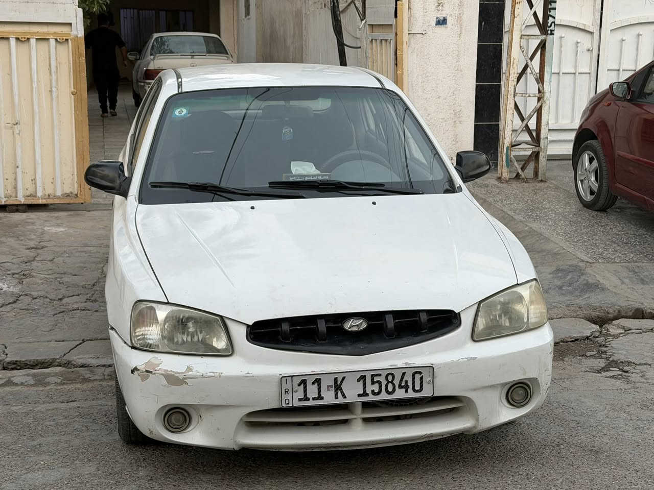 السلام عليكم . اكسنت موديل 2001 كير عادي بيهة طخات بسيطة ابيع صبغ حزام دواخل سليمة شواصي ولغود والبجم كلة عالبلاد رقم بغداد الجديد باسمي السعر 40 وبيهة مجال  مكاني بغداد العامرية ***********
