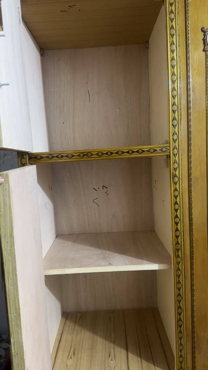 للبيع كنتور عراقي جديد بعده مكان حي اور يوجد توصيل لاي مكان في بغداد


**إذا كنت صاحب هذا الإعلان وتريد حذفه لأي سبب، رجاءا أرسل رسالة إلى الدعم الفني**