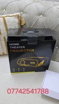 (Projector) طراز CAIWEI A10Q. بدقه عاليه فول HD يتميز بدقة عرض يدعم 4K...