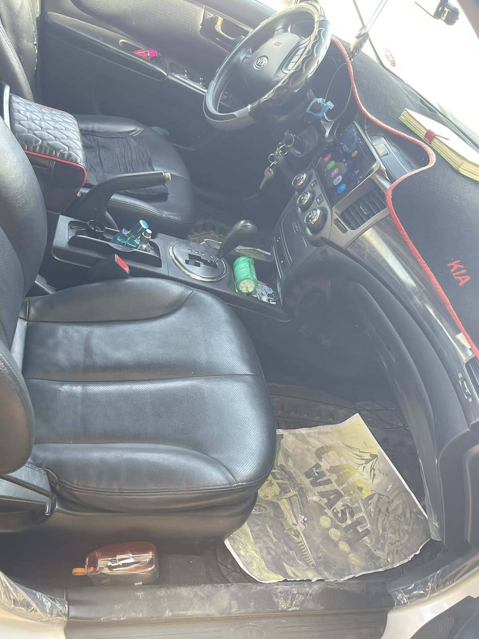 لوتز مكفوله من صبغ موديل ١٠ سعرها٩٨ وبيها مجال ***********
