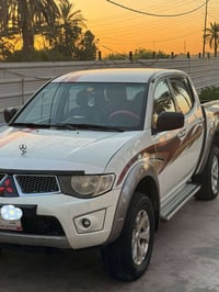 للبيع | ميتسوبيشي L200 موديل 2015 🚘 سيارة نظيفة وبحالة جيدة، جاهزة للا...
