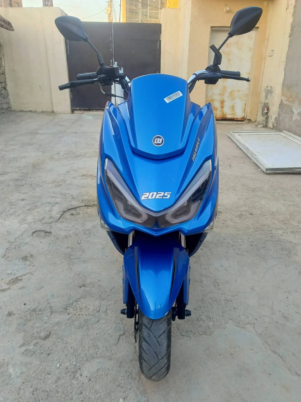 مليون و250 وبيها مجال
***********
