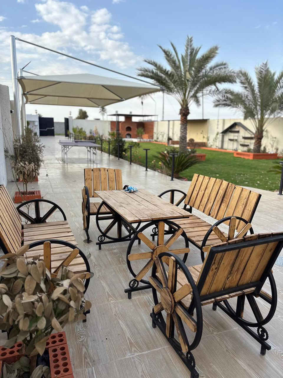 � مزرعة تودي  للإيجار اليومي – مكان يجمع الفخامة والراحة 🌿
مزرعة متكاملة وجاهزة لإقامة

💍 حفلات الأعراس

💐 الخطوبة

📜 عقد القِران

🎉 وجميع المناسبات العائلية

✨ حديقة كبيرة ومرتبة تناسب التجمعات والتصوير

✨ مساحات خضراء واسعة وأجواء طبيعية هادئة

✨ ألعاب أطفال آمنة للترفيه

✨ بلياردو ومنضدة لقضاء وقت ممتع

✨ خصوصية تامة وتنظيم مريح للضيوف

✨ أجواء تجمع بين الطابع الشعبي الأصيل واللمسة الفخمة

📅 الإيجار متوفر يوميًا

للاستفسار والحجز يرجى التواصل على رقم  الهاتف ***********
