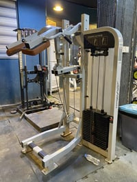 گولف واقف برو 2  نقل متوفر 07727179250