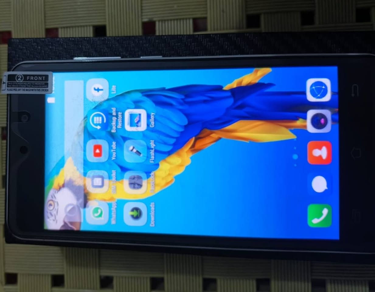 سلام عليك جهاز جديد مامستعمل بعده  كاملات شاحنه وهدفونه( يحتوي عله  خطين ورام) (سعر قيم وخذ العلو) (الديوانيه مايعرف سعره لايكسر بي)


**إذا كنت صاحب هذا الإعلان وتريد حذفه لأي سبب، رجاءا أرسل رسالة إلى الدعم الفني**