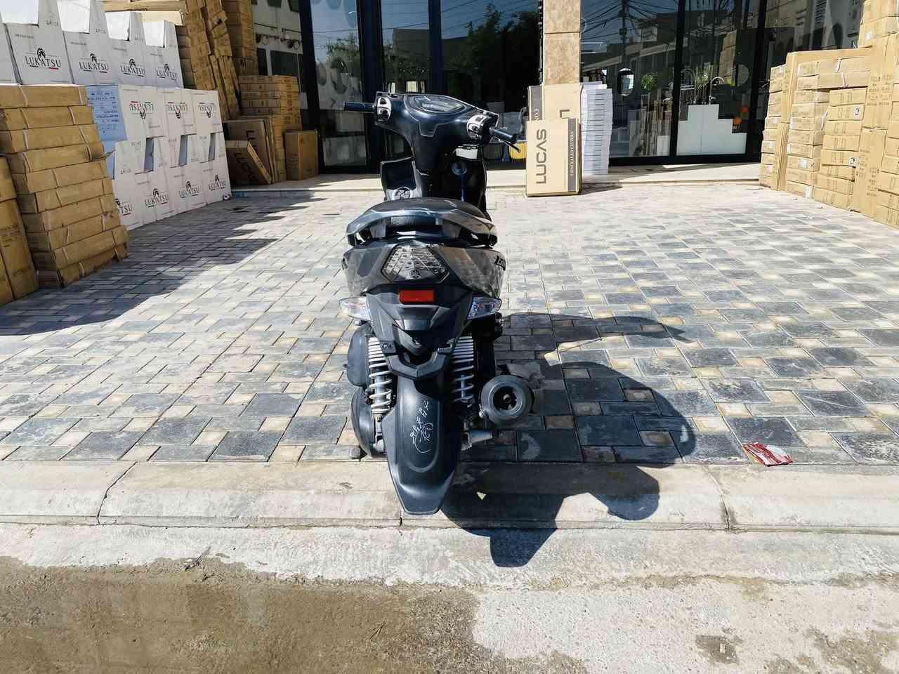 سلام عليكم جي تيار البيع دراجه مكينه مكفوليه السعر ٨٠٠وابيه مجال قليل مكاني زعفرانيه رقم ***********
