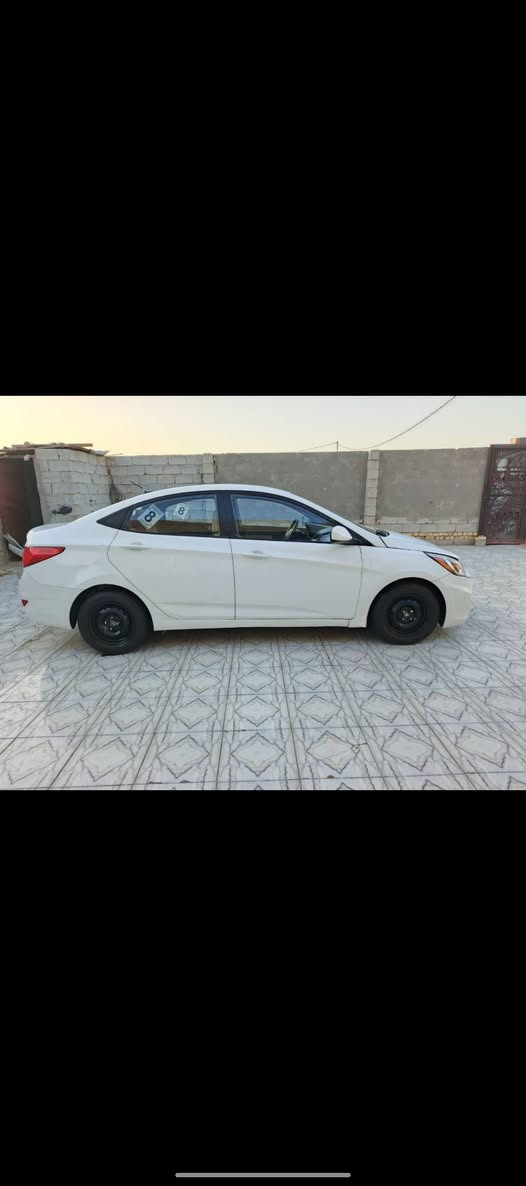 هونداي اكسنت موديل 2015 رقم ذي قار دولي جديد حره تحويل ثاني يوم سنويه مجدده 28 مشروع وطني وارد امريكي مكفوله من الضربه القويه وكتاب الفحص  موضح في الصور مكينه 1600 مكينه وكير وحداديه وتبريد وتخم تايرات كله مكفول سياره جاهزه مال جناي بمعنه الكلمه مكان سياره ناصريه سعر 77 بيه مجال قليل رقم الهاتف *********** أنه مكلف بل نشر خابر راعيه بيك خير
