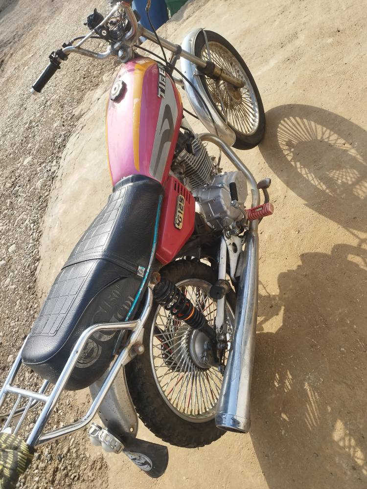 سلام العليك 
تايگه ر 2020 چركه ى تيدا نيه
مه كينه 125
به 350 هه زار
*********** أربيل, العراق
