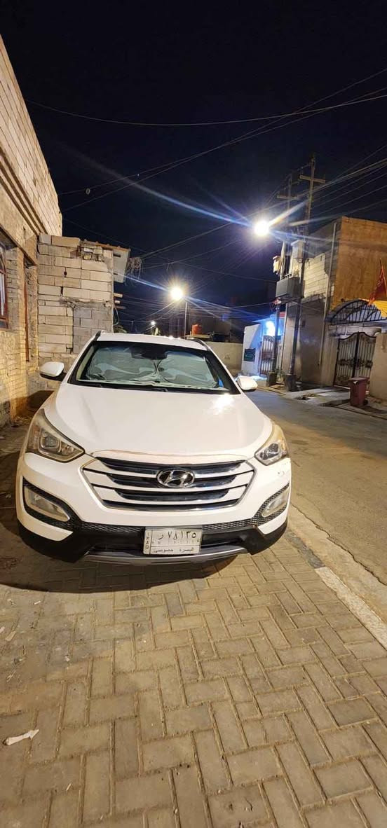 سنتافي ٢٠١٤ 
٤ سلندر 
٧ راكب 
لون ابيض 
بصرة تحويل مباشر
ماشية ١٤٥ الف 
*********** البصرة, العراق
