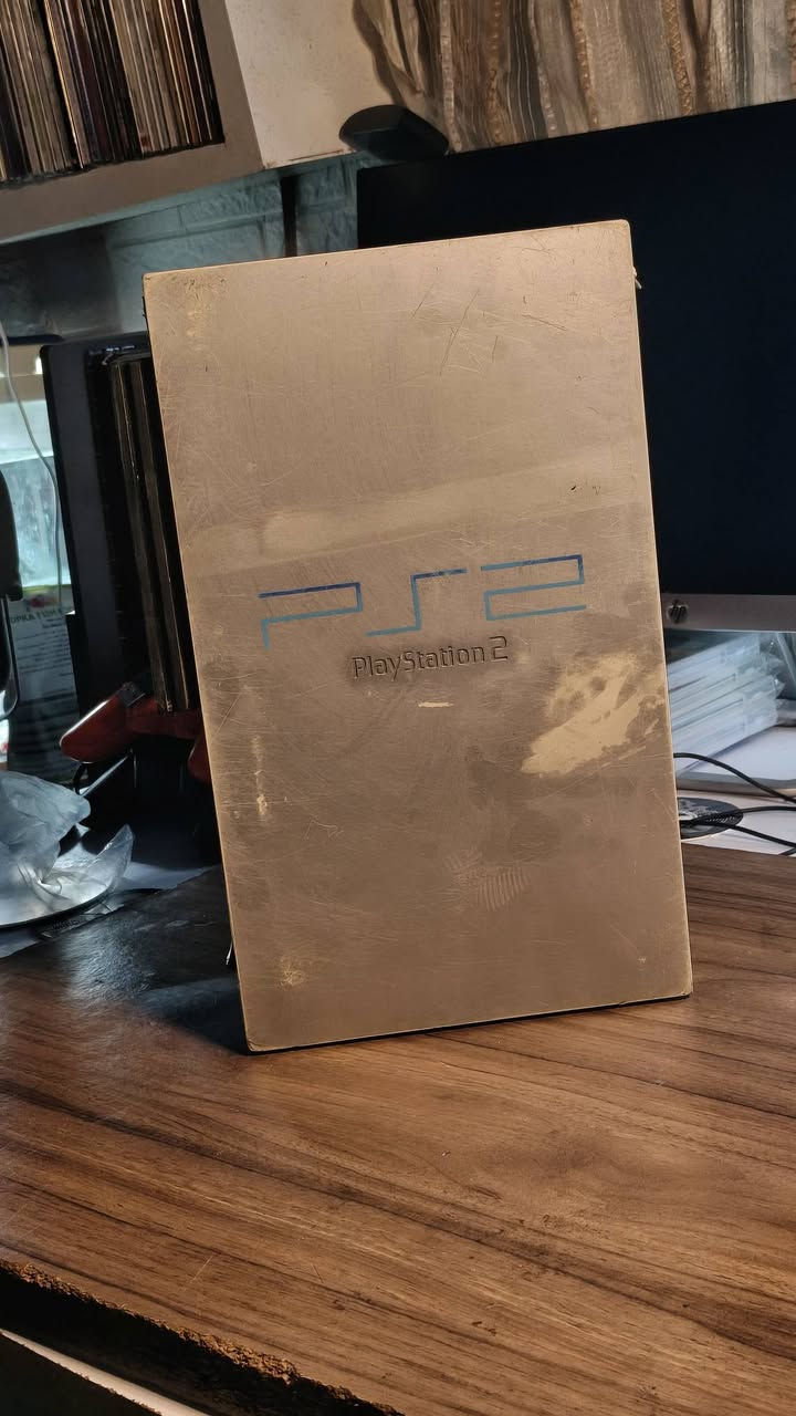 PlayStation 2 🩶
الجهاز الكفر مالته تعبان بس الجهاز شغال مابيه مشاكل 
يجي معاه مودم ساتا وهارد 80 كيكا هوا مالته الخاص جاني هيج ابيعه بسعر المودم ساتا 
فقط جهاز بدون أي ملحقات 🚫
السعر 15 الف ✨ 
متوفر توصيل كافة أنحاء العراق


**إذا كنت صاحب هذا الإعلان وتريد حذفه لأي سبب، رجاءا أرسل رسالة إلى الدعم الفني**