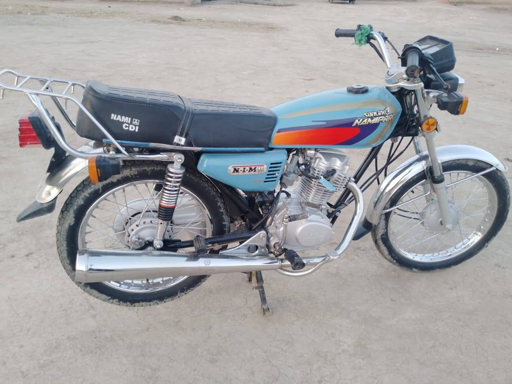 سلام عليكم  دراجه سكنر مكفوله من شخط شبه اصلي دراجه موديل24.  طالعه بشهر 9 مداور مكفوله محرك شاصي سعر دراجه 725وبيه مجال  مكاني ناصريه قضاء الغراف


**إذا كنت صاحب هذا الإعلان وتريد حذفه لأي سبب، رجاءا أرسل رسالة إلى الدعم الفني**