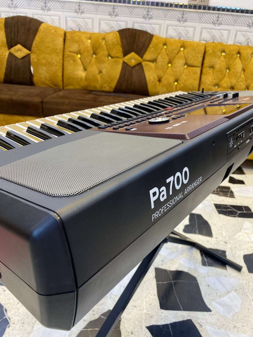 اورك كورج 700 pa اورك نضيف جديد طك باكيت اني فتحتة اخذتة ب12 ورقة طك باكيت برامج ثنين مفولة الله شاهد والله شتريتة ب100 الف مال فور البرامج البي كلش كلش صافي وحلوة الأصوات جينوس اخذتة بس ماعرف اعزف 
 ماطالع البيت رايدة  ب10 ورقات مكاني الأنبار رمادي رجاء المو شراي لا يتصل رقم الهاتف *********** - واتساب *********** ارجع وكرر رجاء الموشراي لايتصل وقفل 10 ورقات نهايتة
