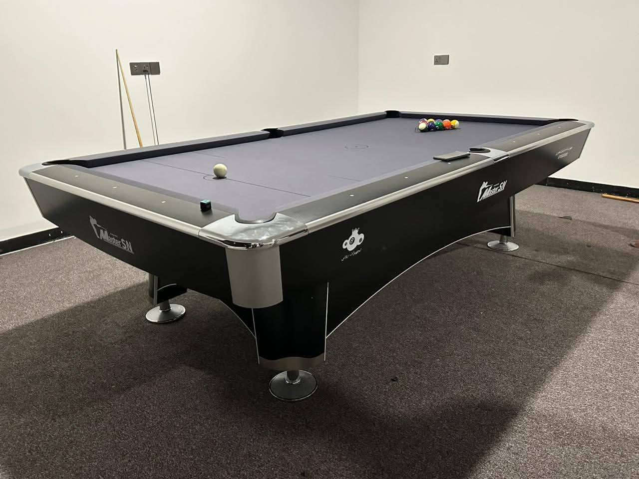 تم وصول وجبه جديد من البليارد المستعمل والجديد 
معا الضمان لمدت 10 سنوات 
الستفسار خاص او *********** يوجد وتساب
