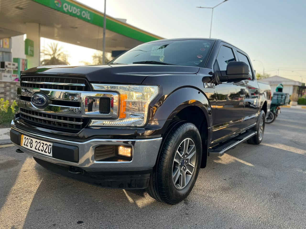 فورد F150 موديل 2018   سيارة كلش جديد ماشي 25 ميل
محرك 8 سلندر مرغوب موصفات فور ويل جديد سيارة كلش

موصفات باب رقم سري شاشه كاميرا حساسه بعدها كتلوك بي

دخل لون رصاصي اسواد نظام اتو استوب تحكمات استيران

هندي بريك بصمه سيارة بي قطعه صبغ باخ امريكى فقط

بدون ضرار بدون دوخل بدون ايربك سيارة جاهز من كلشي

دينار مصرف مابي بشرط كير محرك صدر تايرات تبريت كهرباء

بشرط رقم جديد سيارة مال بيت جاهز من كولشي 
 
سعر (195) ورقه رقم موبيل ***********

مكان سيارة كركوك
