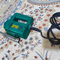 ساعات ومنشار كهربائي وجك بايسكل للبيع . قيم باليرضي الله واخذهن كلهن م...