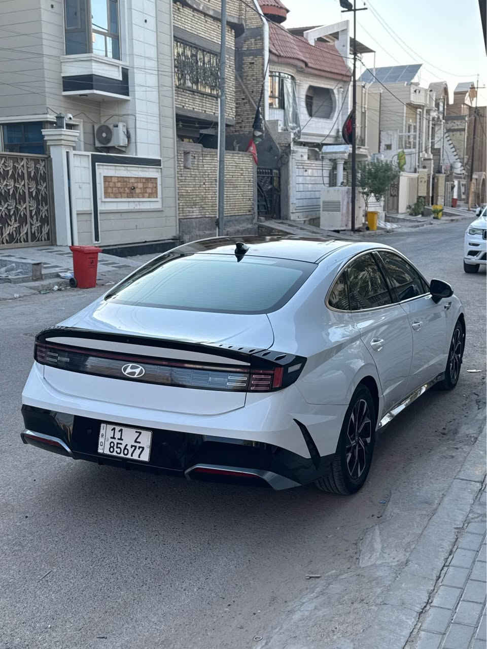 سلام عليكم 
سوناتا sel فول موصفات عده بنوراما 
موصفات سياره 
نقاط عمياء 
رادار امامي خلفي 
كامره دواره 
شاشه متصله دجتل 
تدفئه بلكشنات 
مكينه 2500 تنفس طبيعي مو تيربو📍
حادث سياره فقط جاملغ خلفي 
بجم كبس بدون ايرباك 
رقم بغداد باسمي مشروع وطني 📍
سعر 205
بيع او مراوس ⁉️
*********** البصرة, العراق
