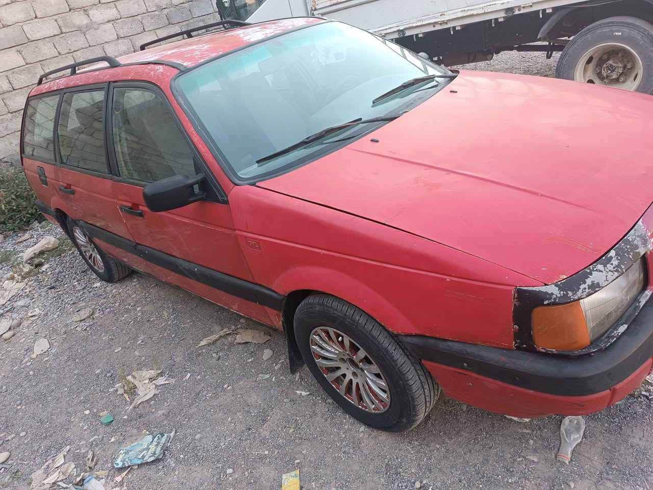 سلام عليكم من رخصة دمين للبيع باسات موديل 91 رقم دولي نينوى الغايه 30 بسمي تحويل مباشر كاربون موجود محرك كير شرط كهربائيات شغله طخم تايه السعر 25'$ اوبيها مجال حك جيه وشراي يتصل ويدلل هذا رقمي *********** وبي واتساب

