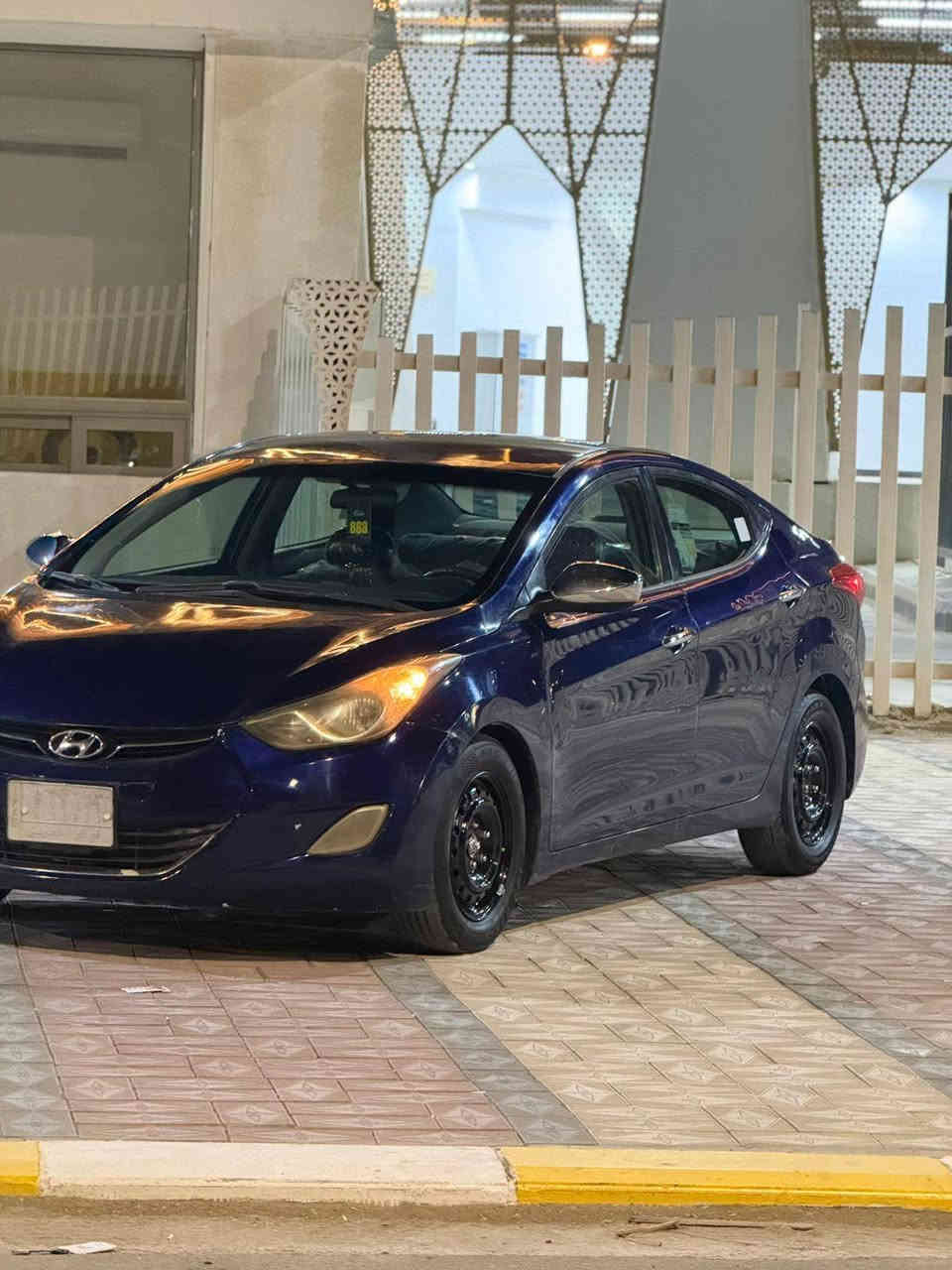 النترا 13امريكيه بيه جمالغ وبنيد وبيه رشات صبغ مكينه 1800 سياره جهزه  السعر 97 وبيه مجال  ***********5
