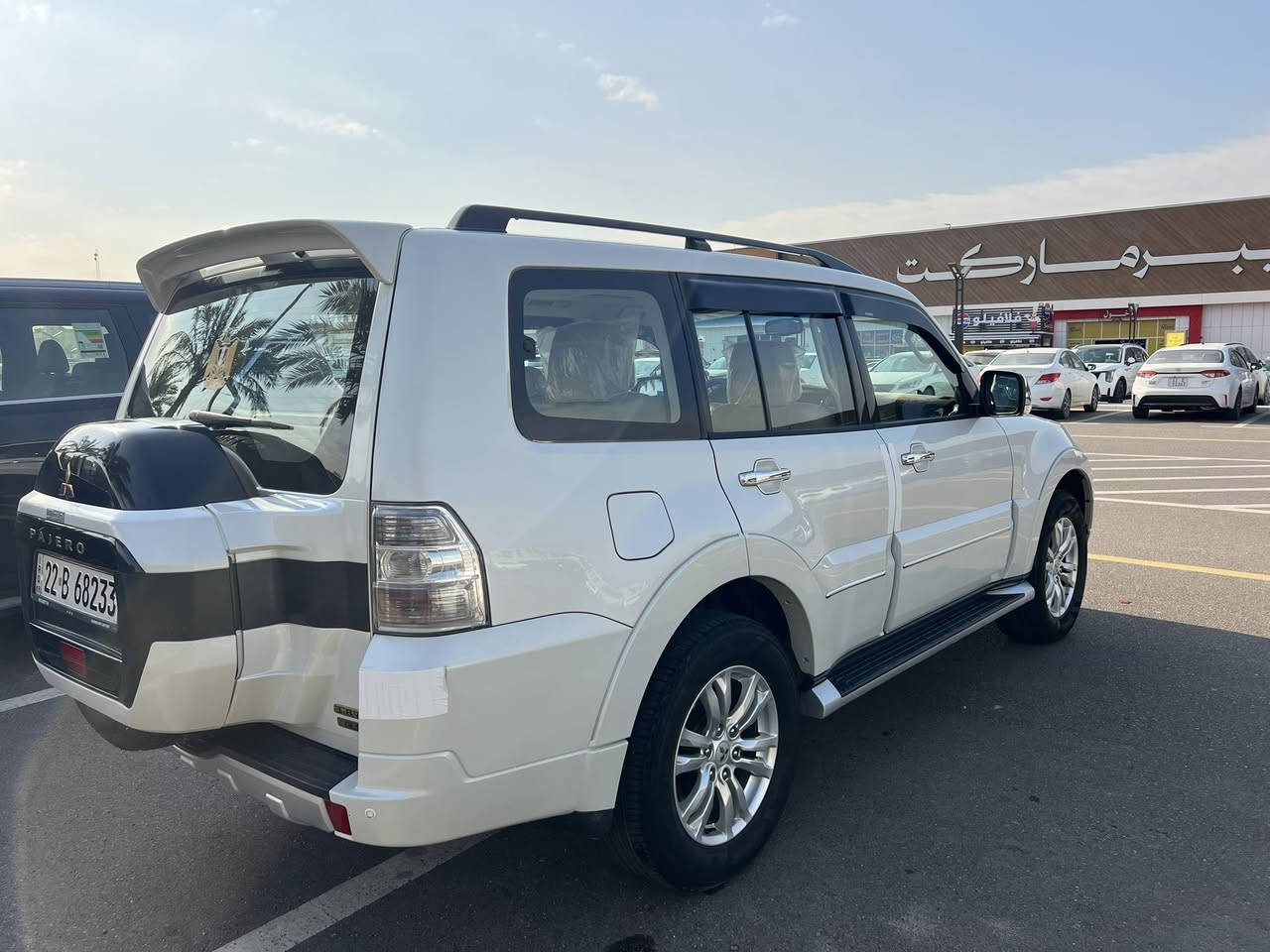 السلام عليكم للبيع باجيرو حبتور فول مواصفات رقم أربيل ماشية 61 ألف موديل 2018 اعلى مواصفات فتحة سقف شاحن لاسلكي اصلي شاشت خلفي مضمومه بكارتون كاملة جاهزه من كل نواحي مكينة 3.8 ارغب شي بلباجيرو دمام خلفي فول سويجين زنون ليد السعر 230 ورقة وبي مجال مكان بغداد الكرخ دوشمة كاملة كشتات كهرباء الرقم *********** واتساب أو اتصال
