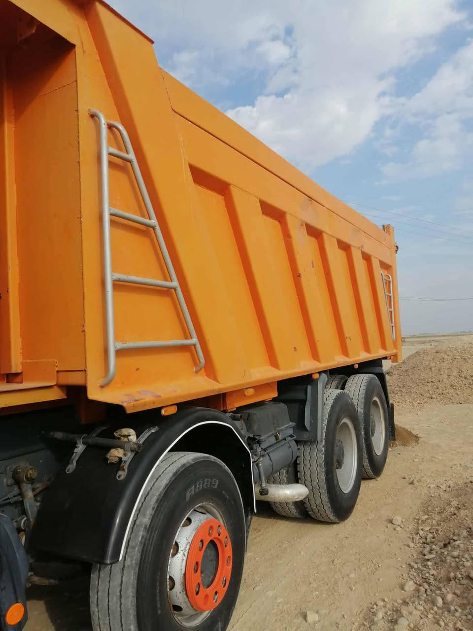 بدي طول ٦ متر المكان ديوانية تفاصيل اكثر اتصل عالرقم ***********    ***********
