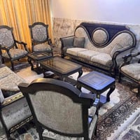 زان انتيكا 10 مقاعد وسيت طبلات مكان المنصور للتواصل 07782214138