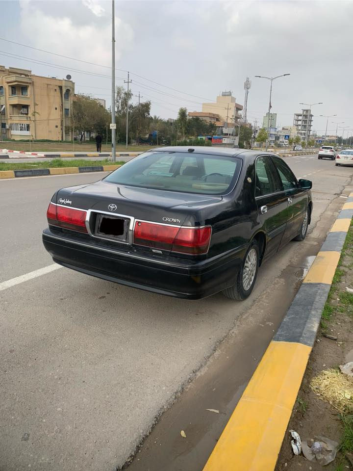 مەلیکە  بۆ فرۆشتن
مـــوس
ڕەش ناوکرێمی 
مەکینەی دیفۆر بجوک
مۆدیل ٢٠٠١
نرخی  46$ گڵا و مەجال
لە کەلارم
بێ مەسرف  و هیچ مەسرفی تیا نیە سەیارکە 

***********
