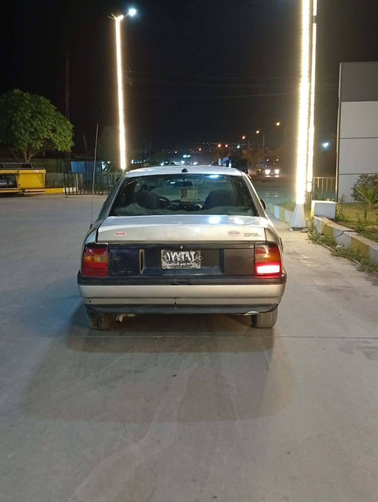 ئۆپڵ ڤیکترا مۆدیل 1992 گێڕ مەکینە بە شەرت مەکینە 16ی قایش پان ڕەقەم بغدا بەشەرت ئەوەی ماڵ کەس نەبێ موس بڕاوە دەعمو لێدراوی نیە سعر 19گڵاو مەجالێکی کەم 
ژ.م ***********
*********** السليمانية, العراق
