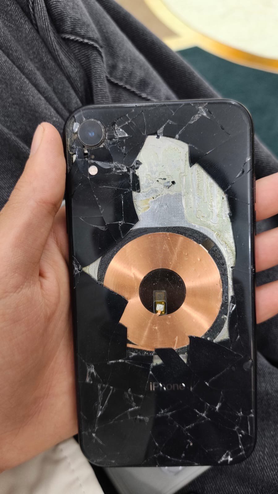 جهاز ما مفتوح بي كسر بضهر وهل شامه بشاشه صالها هواي لا تكبر ولا مئثره بيع مستعجل بي مجال كلشش قليل مكاني خمسه ميل 