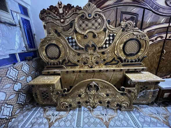 غرفه نجاره ام السته نضيفه كلش بسعر مناسب 650 نهايته قفل عنوان سوك الشيوخ حي العسكري رقم ***********@إشارة
