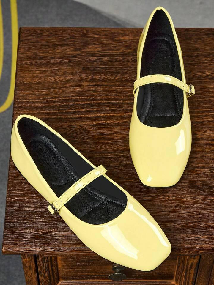 احذيه نسائي ماركت شي ان


**إذا كنت صاحب هذا الإعلان وتريد حذفه لأي سبب، رجاءا أرسل رسالة إلى الدعم الفني**