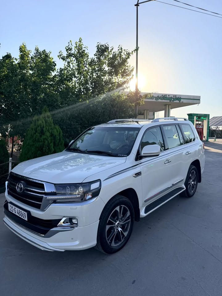 🚗 للبيع: تويوتا لاندكروزر 2020 (GXR Grand Touring)
سيارة نظيفة جداً وبحالة ممتازة (مال بيت)، جاهزة للاستخدام بدون أي نواقص.

📌 المواصفات:

 الموديل: 2020

 المواصفات: GXR Grand Touring (درجة ثانية)

 الشركة: ساس (SAS)

 المسافة المقطوعة: 91,000 كم

 الحالة العامة: نظيفة جداً وجاهزة، ولا توجد فيها أي عيوب أو مشاكل.

🛡️ الشروط والضمان:

 ** الكير والمحرك:** بشرط الفحص

 البودي وجميع أجزاء السيارة: بشرط الفحص والضمان الكامل

📞 للاستفسار ومعرفة السعر:

يرجى الاتصال برقم صاحب السيارة:

***********
عنوان سليمانية
