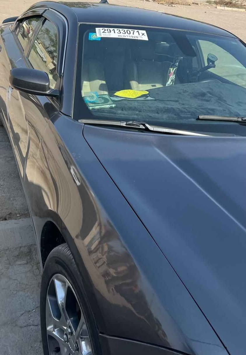 السلام عليكم جارجر موديل 16اصل فوريل ويل رقم ذي قار الدولي فول عده الفتحه سياره كير مكينه حداده تخم تاير كشنات  مدوشمه جلد ويل جديد كله كفاله العنوان البصره الجزيره 
*********** البصرة, العراق
