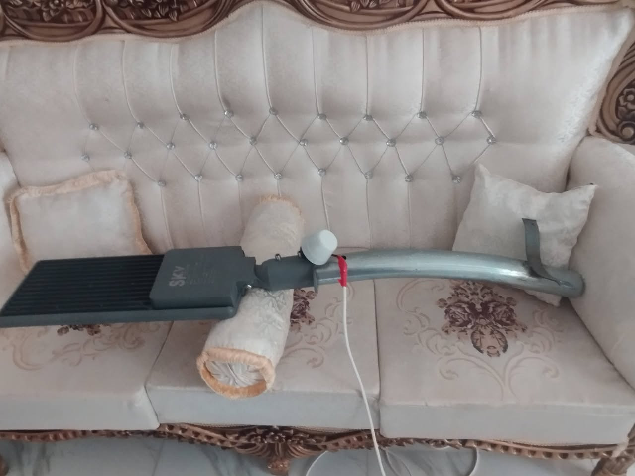 بلوجكترات عدد ٣ للبيع. للتواصل ***********
