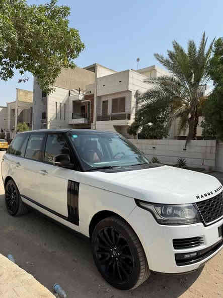 مرحبا رانج  روفر فوج 2015 خليجي وكاله بيهة طخه بالجاملغ الخلفي الايسر ومصلحها غيراها مابيها اي شي  
 مواصفات خاصة اوتوبايكرفي فول 1/1
12 سماعه محرك8 سلندر سوبر جارج صاروخ
السيارة سعرها 337 ورقة وبيها مجال 
4 كشنتات مساج
4 كشنات تدفئة تبريد
ابواب مع الصندوق شفط
9 وضعيات قياده 
ستيرن تدفئة 
جكات 
كير ماوس 
بيهة بعد هواي مواصفات 
للاستفسار اكثر الاتصال على الرقم *********** 
مكان السياره بغداد زيونة
