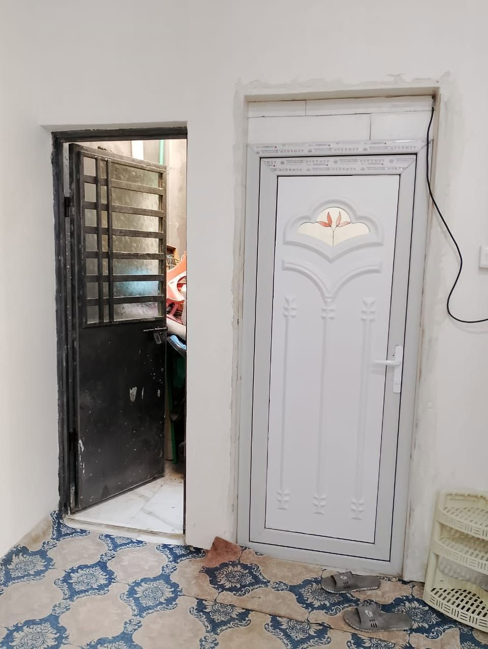 سلام عليكم بيت البيع. جاعز مساحه) زراعي 100)
بل عاكوليه محيله) 
الغرف 2)
ودوانيه ومطبخ) 
وحمامات) 
كونكريت صبابه سراميك) 
بياض) 
بيت كامل مكمل) 
السعر (70)   
(ملاحضه) انه( دليل) ااتواصل ***********محمد
