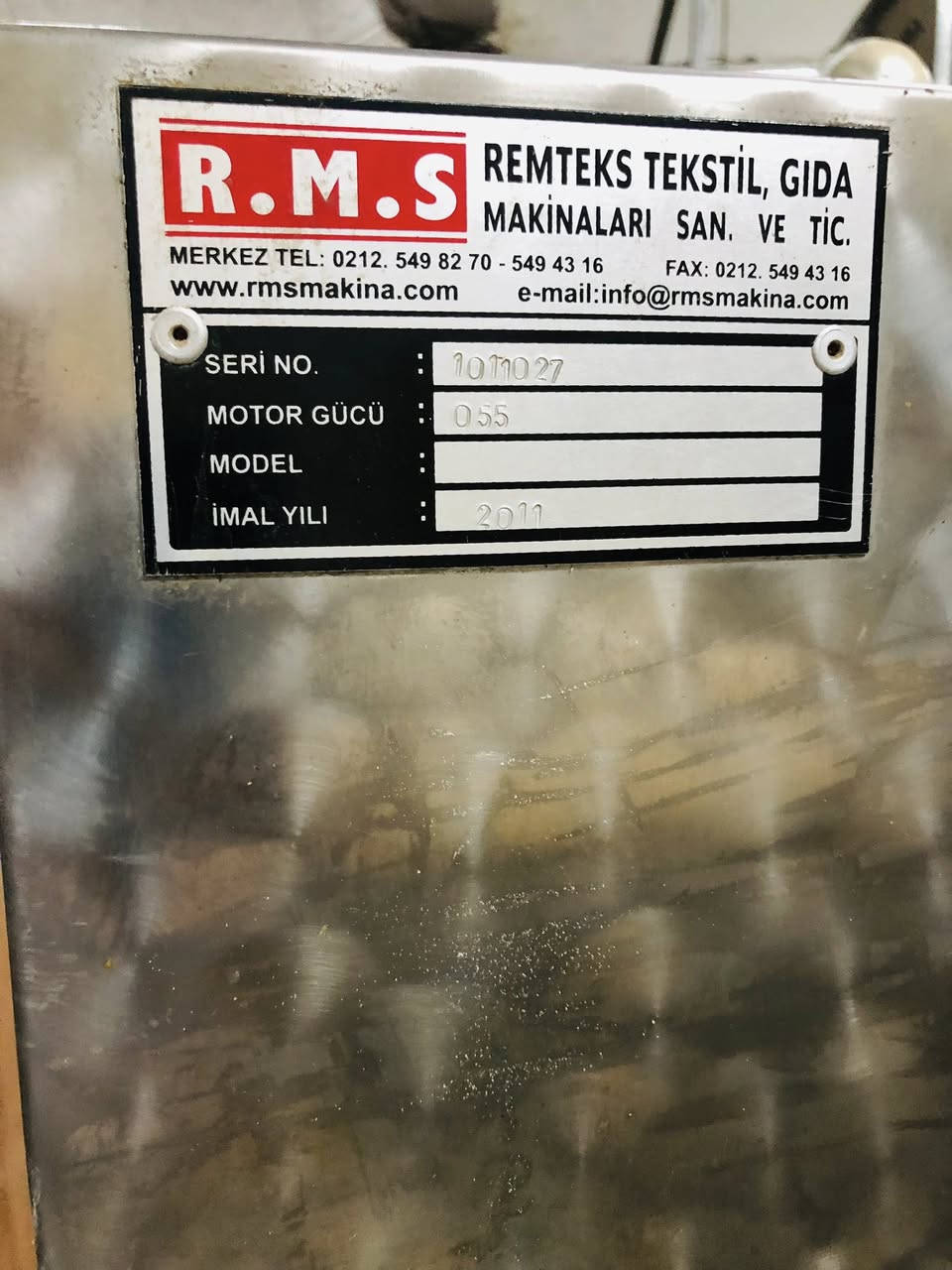 متوفر قطاعة عجين تركي مستعمل ستلس استيل الاستفسار الاتصال على الرقم ***********
