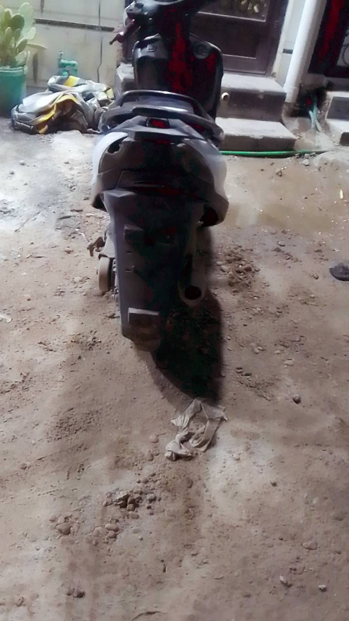 سلام عليكم دراجه ماكس 140 البيع صبح نكره بس نقص معدل وسلف سعر 350 وبيه مجال رقم مبايلا *********** متواجد واتساب  لاحد يكسر بدراجه
