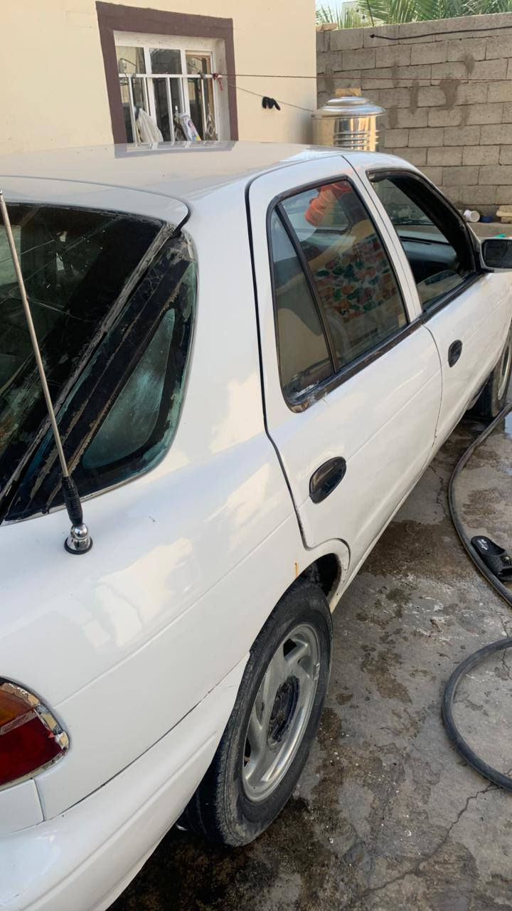 سلام عليكم كيه سيفيه البيع 
موديل ٩٦ تخم تاير جديد مكينه مجفته 
جديد صبق عام مابيها خياس  سياره جاهزه
شنو يه صاقطه صار سنه بسمي  اذا ابيع احول مباشر 
مكانها ديالى مندلي 
سعرها ٢٥وبيها مجال قليل شراي ياخابر 
                                ***********
