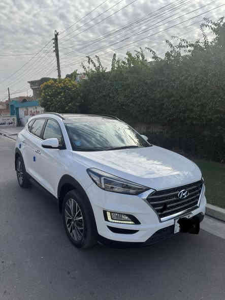 سلام عليكم ورحمة الله وبركاته 
توكسان خليجيه موديل 2019 فول موصفات
كفاله عامه
موصفات 
تحكم استيرن جهتين كروس سرعه أوامر صوتيه
تشغيل بصمه نضام ترحيب
اشاير بل مري مري قابله للطي
درايف مود نضام قياده ثلاث سرع
خمس عدسات لد نهاري 
بك لايت لد 
كامره دواره 
شاشه جبيره 
داخل صاج 
كراسي كهرباء جلد 
فتحت سقف بانورما
تبريد قطعتين
سبير منازل تايرات لبلاديه جوها
سعرها 213 
العنوان بغداد السيديه شارع التجاري 
*********** غير متواجد عل فيس
