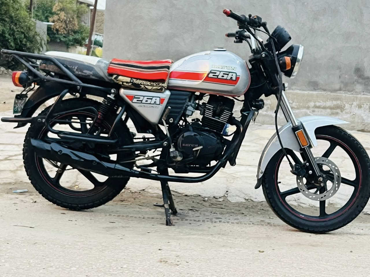 دايون نفخ A26 موديل 21 مكينه 200
كتابه حمرةأوراق استنساخ مكفوله 
من السرقه نضافة خير من الله 
شلعة و معدل تشك الكاع مكينه خرسة 
نكرة سلف كهربائيات كله شغاله 
مكاني بابل ابي غرق ***********
السعر 800
