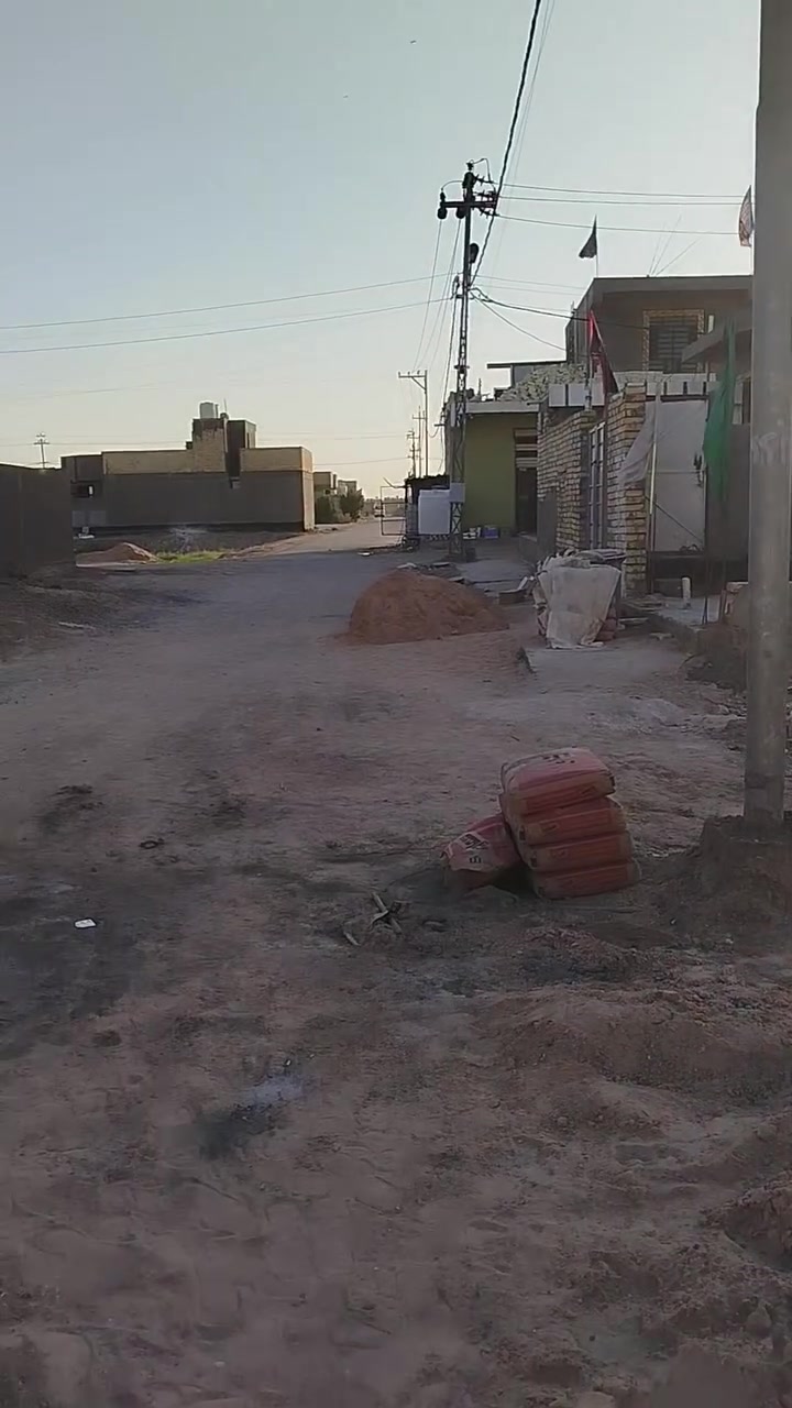 هيكل للبيع المساحه 100متر في مجمع نبيل مقابيل المستشفى القاسم كامل نقص ارضيه وبورك وبيتونه  سعره 46 وبي مجال ***********
