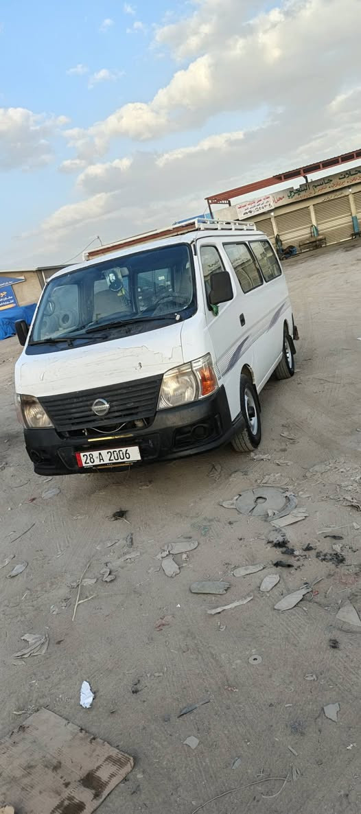 نيسان يورفان 2009 مقفوله من ضربه وصبغ المكان حسينيه المعامل على السياحي بغداد غرب وراعالرقم نجف السعر 125 وبيها مجا***********{
