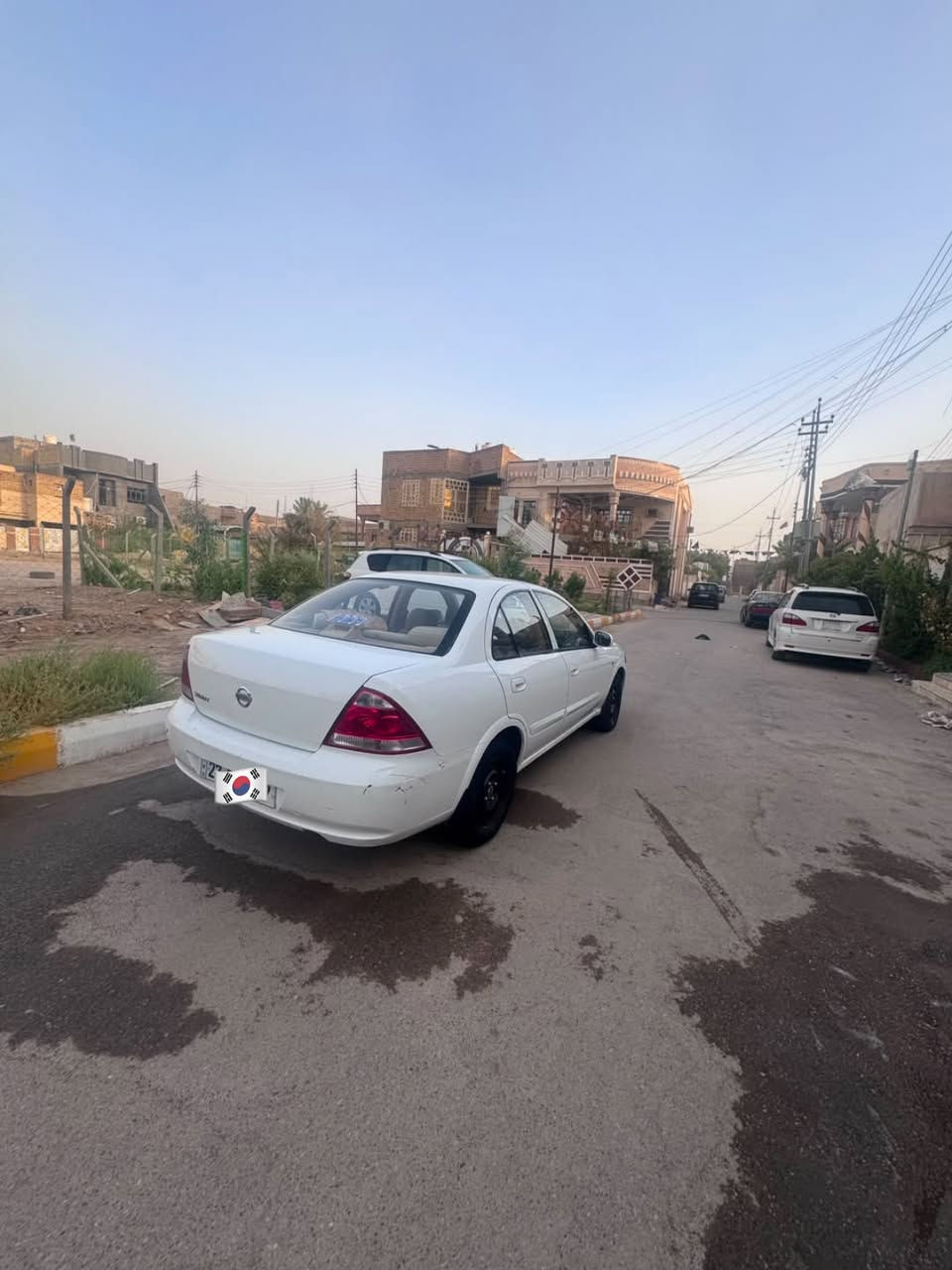 نيسان صني كوري مديل 2013 رقم ذي قار نكليزي مميز مكفوله من التبديل بيها صبغ خشم الجاملغ وخشم البنيد باقي مكفول سياره جاهزه محرك وكير وحداديه وتبريد شرط احلى من الصور 
عنوانها ناصريه شموخ 
رقم .***********
سعرها 85و بيها مجال
