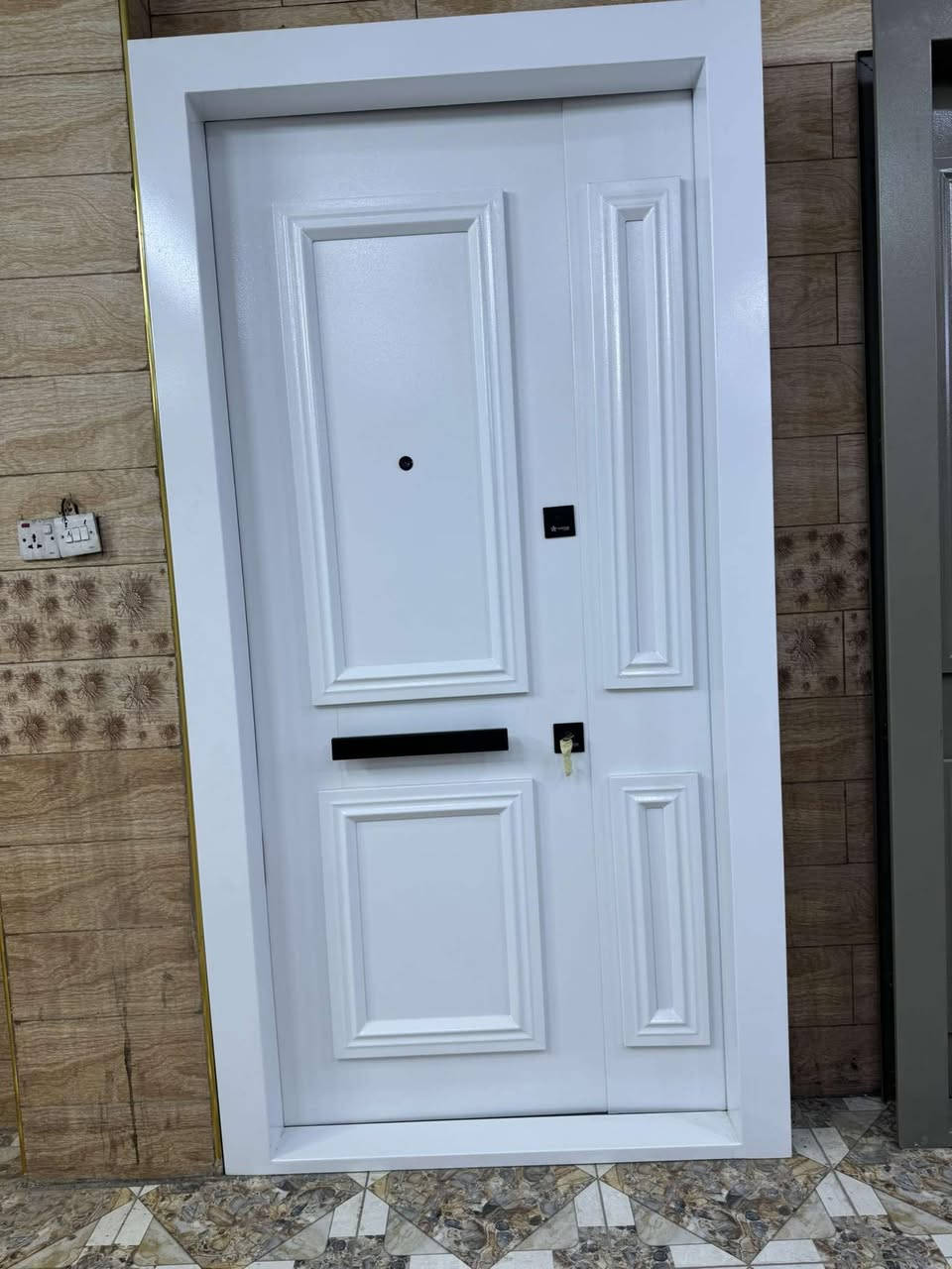 اهلا وسهلاً بكم في مدينة الابواب✅✅✅✅
اختار اجمل االابواب المخصصة بتصميمات والوان مختلفة  (لسنا الوحيدون لكن نسعى أن نكون الأفضل)
جدارية بكافة الاحجام والقياسات 
⏱️⏱️⏱️⏱️ويمكن زيارتنا على عنوان التالي  باوقات الدوام من الساعه 8:00 صباحاً حتى 8:00مساءاً خلال ايام الاسبوع
 بضاعتنة (جملة-مفرد) و باسعار تنافسية💸💵 
عنوان ديالى-خانقين-ركن دارةكونارة 
للاستفسار عن الاسعار مراسلتنا على الصفخة او 📞📞اتصال على رقم المحل(***********)
