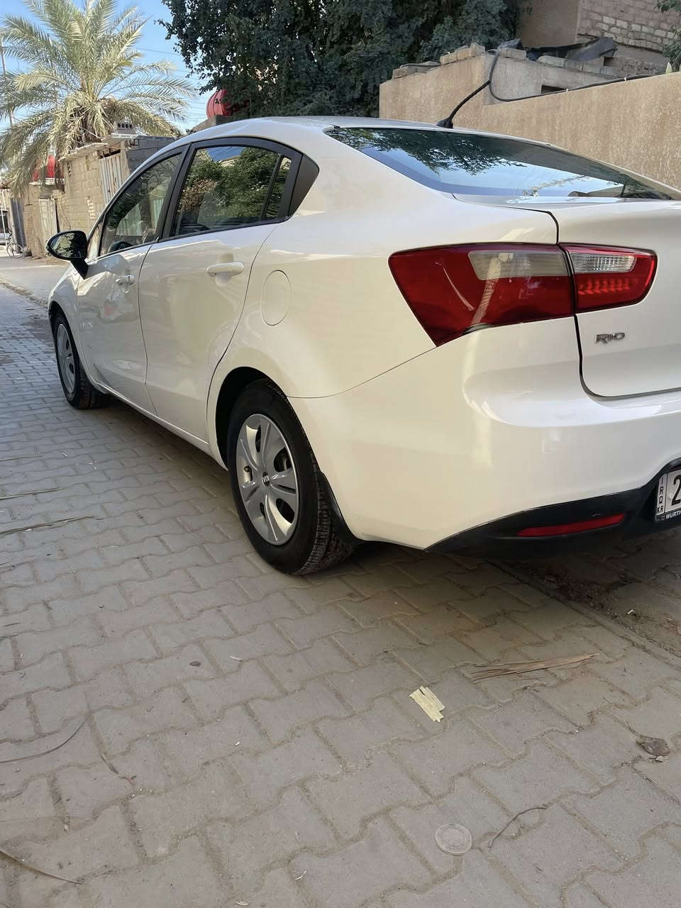 للبيع ريو موديل ١٣ خليجي 
رقم سليمانية سنوية ٢٨
محرك ١٦٠٠ دوش 
كير ومحرك وحدادية وتبريد كفالة 
٣ قطع صبغ بدون دواخل 
 سيارة بدون اي نقص 
شاهد الله سيارة جديد ونضيفة بمعنا الكلمة 
 وترايها زيرو 
السعر٨٤ بيها مجال قليل مكاني كربلاء 
***********
