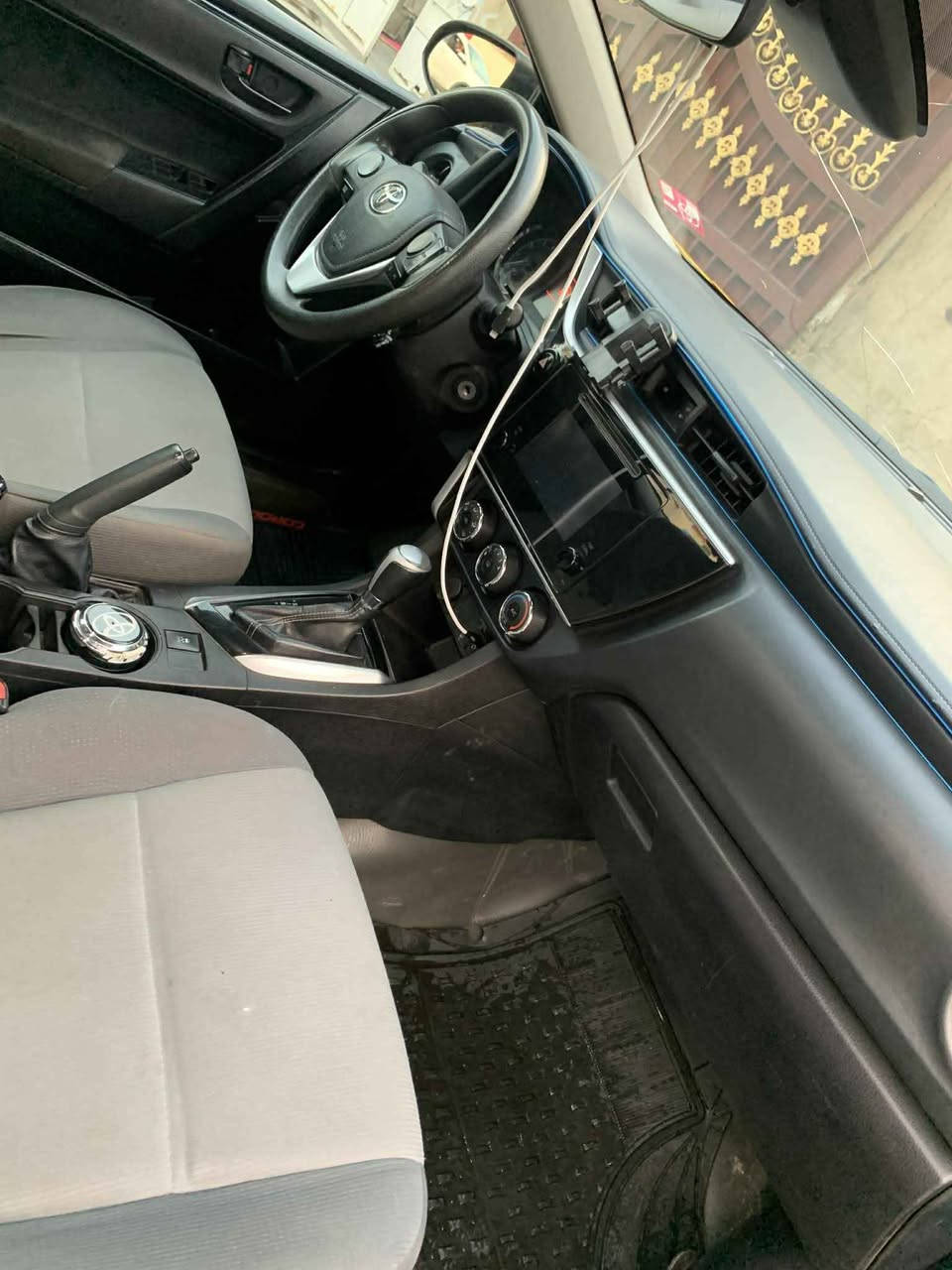 كرولا ٢١٨
مواصفات LE
حادث بنيد جامرلغ بدون دواخل شرط 
سياره كللش حلوه و نضيفه تخم تايرات جديد صدر امامي خلفي جديد 
سنويه صاقطه صار اعتقد سنه او اقل من سنه  سياره بس وكاله 
سياره غاز وبنزين و موجود بطاقه الغاز والبنزين
سعر115 Singapore


**إذا كنت صاحب هذا الإعلان وتريد حذفه لأي سبب، رجاءا أرسل رسالة إلى الدعم الفني**