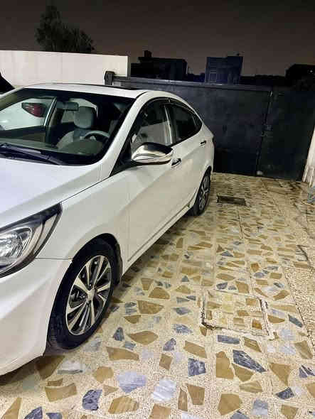 هونداي اكسنت موديل 2014. بدون صبغ واي شيء محرك وكير وكل سيارة بشرط مواصفات داخل اصفر وسلايت  وكل مواصفات موجوده بي  مكان السيارة كركوك حي عسكري اتصل على رقم *********** 
السعر 
110 ورقه
