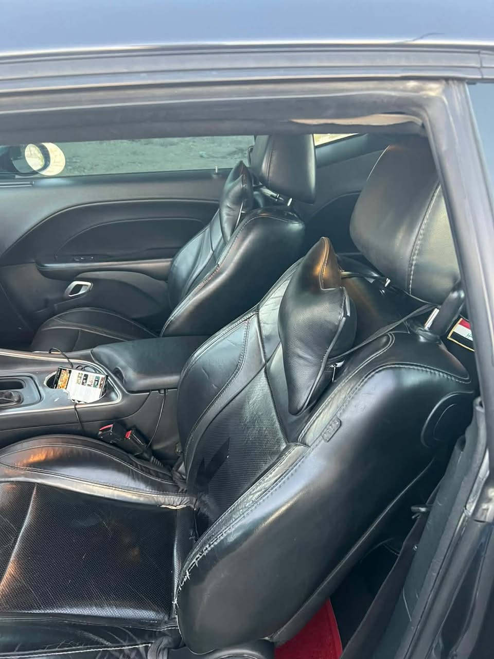 أللهم  صلي على محمد وآل بيت محمد.♥️
للبيع : جالنجر .♥️
وارد : امريكي .♥️
موديل :2016.♥️
موصفات :♥️
كشنات تدفئه تبريد :♥️
شاشه جبيره :♥️
سياره فول الفول ماعده الفتحه :♥️
سياره كلش حلوه  :♥️
ضرر: جاملاغات ثنين وبنيد وبارد بيه بل جاملغ خلفي بسيط سياره كلش حلوه ونصبه ومرتبه:♥️
سياره جاهزه مجهزه :♥️
محرك :v6♥️
محرك كير كله كفاله :♥️

سعر :130 وبيه مجال للطيبين :♥️

مكان سياره الانبار الفلوجه :♥️
الاستفسار اكثر:
***********
***********
